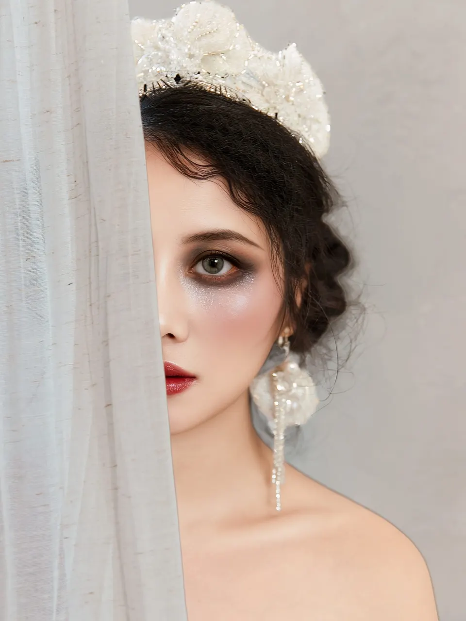 Makeup for a commercial shoot, frame 6 of 14