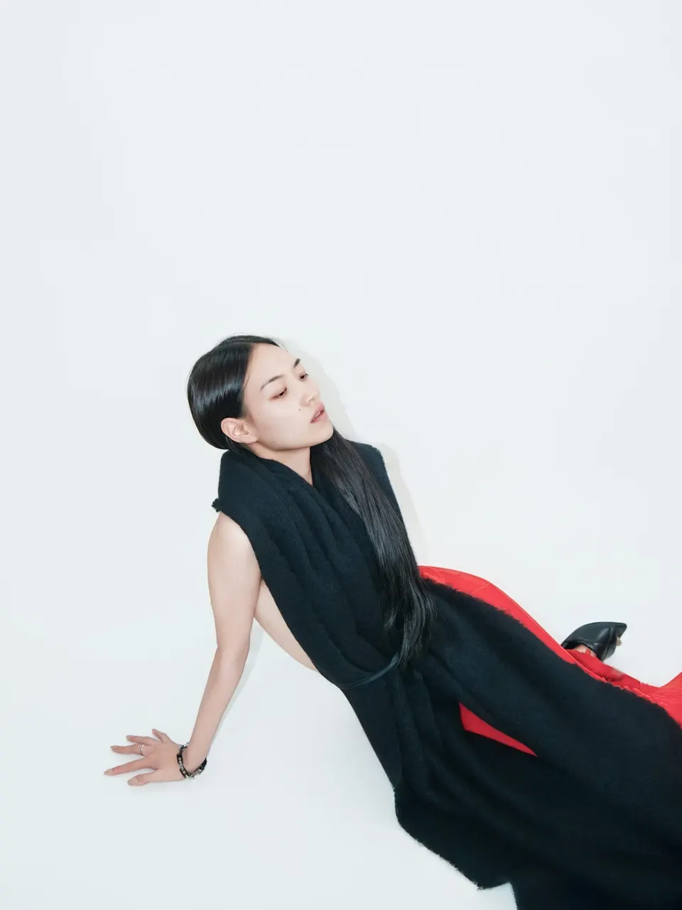 Fashion portrait in the studio, frame 5 of 17