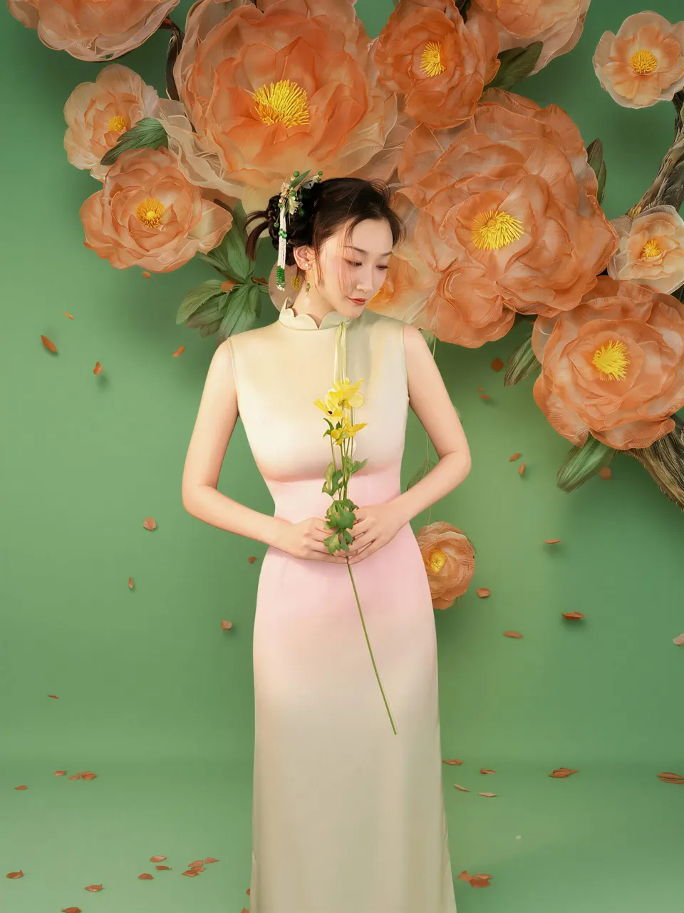 Modern Chinese style portrait, frame 31 of 32