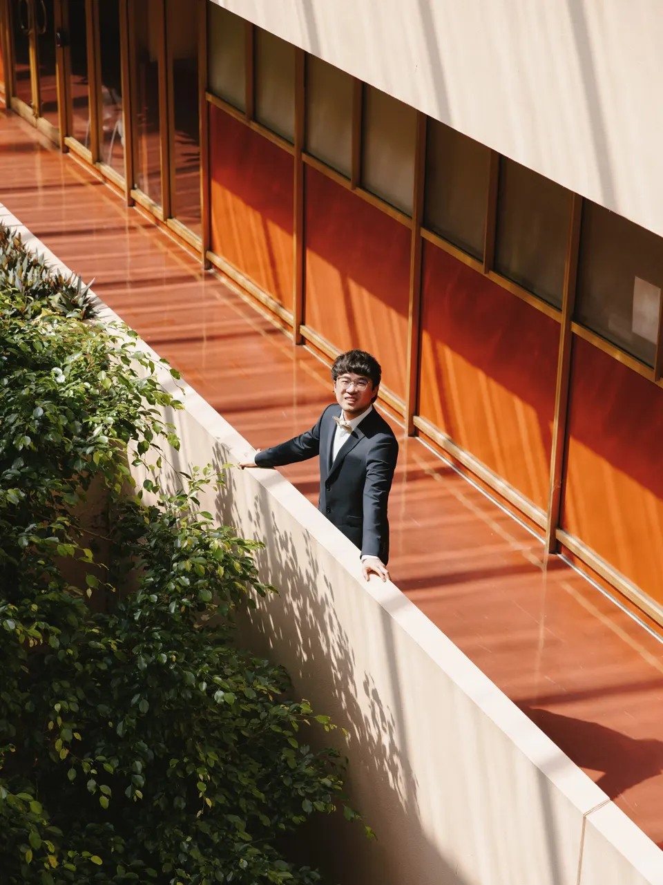 Couple at the Marin County Civic Center, frame 4 of 19