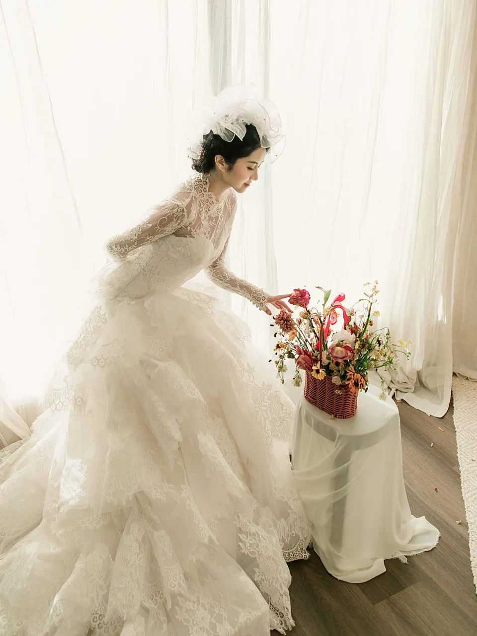 Vintage bridal portrait in a lace gown, frame 4 of 4