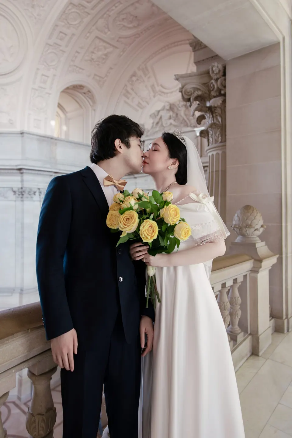 City Hall wedding with yellow roses, frame 15 of 41