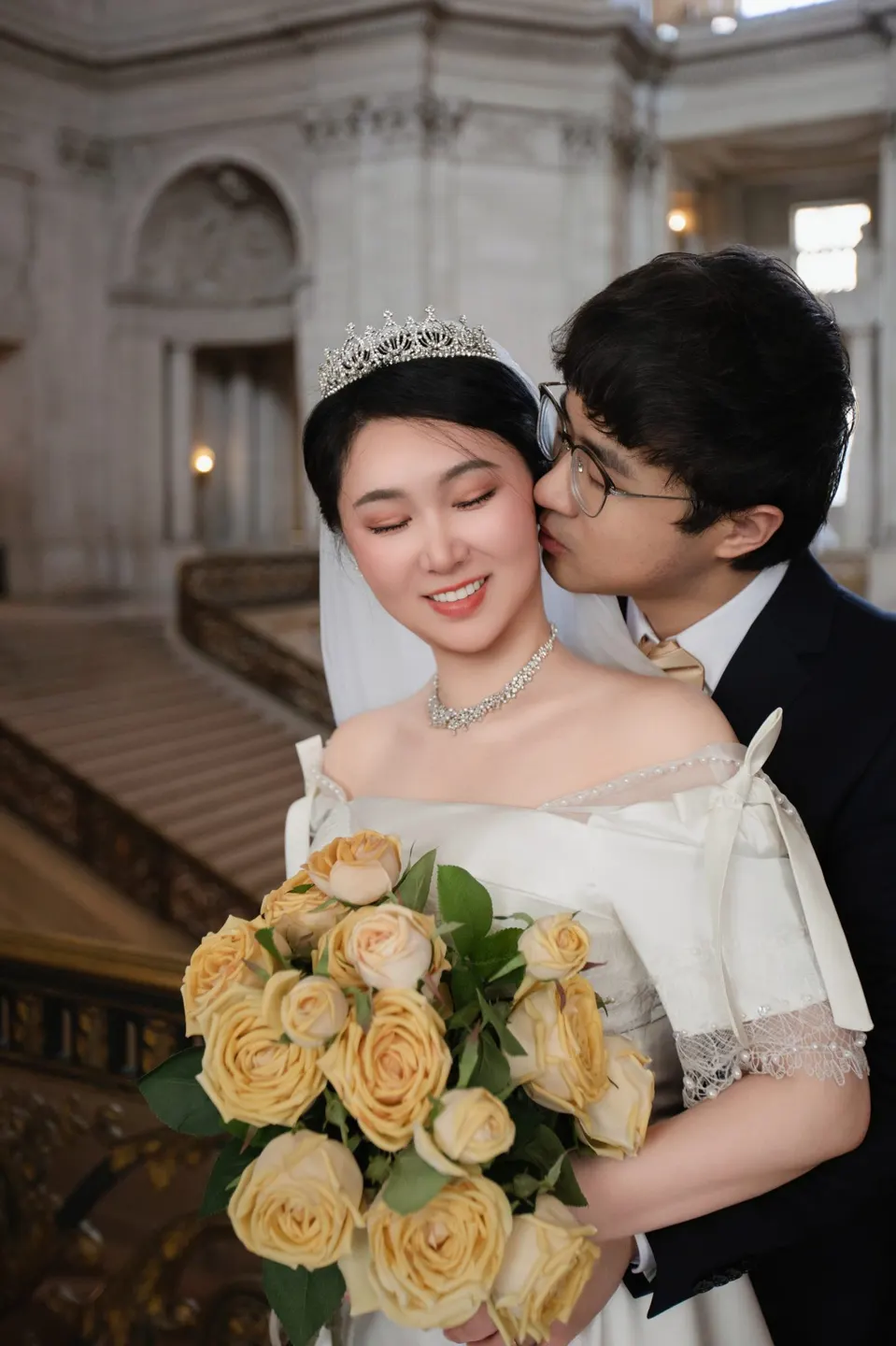 City Hall wedding with yellow roses, frame 32 of 41