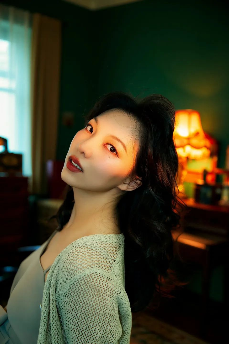 Lifestyle portrait in warm light, frame 10 of 14