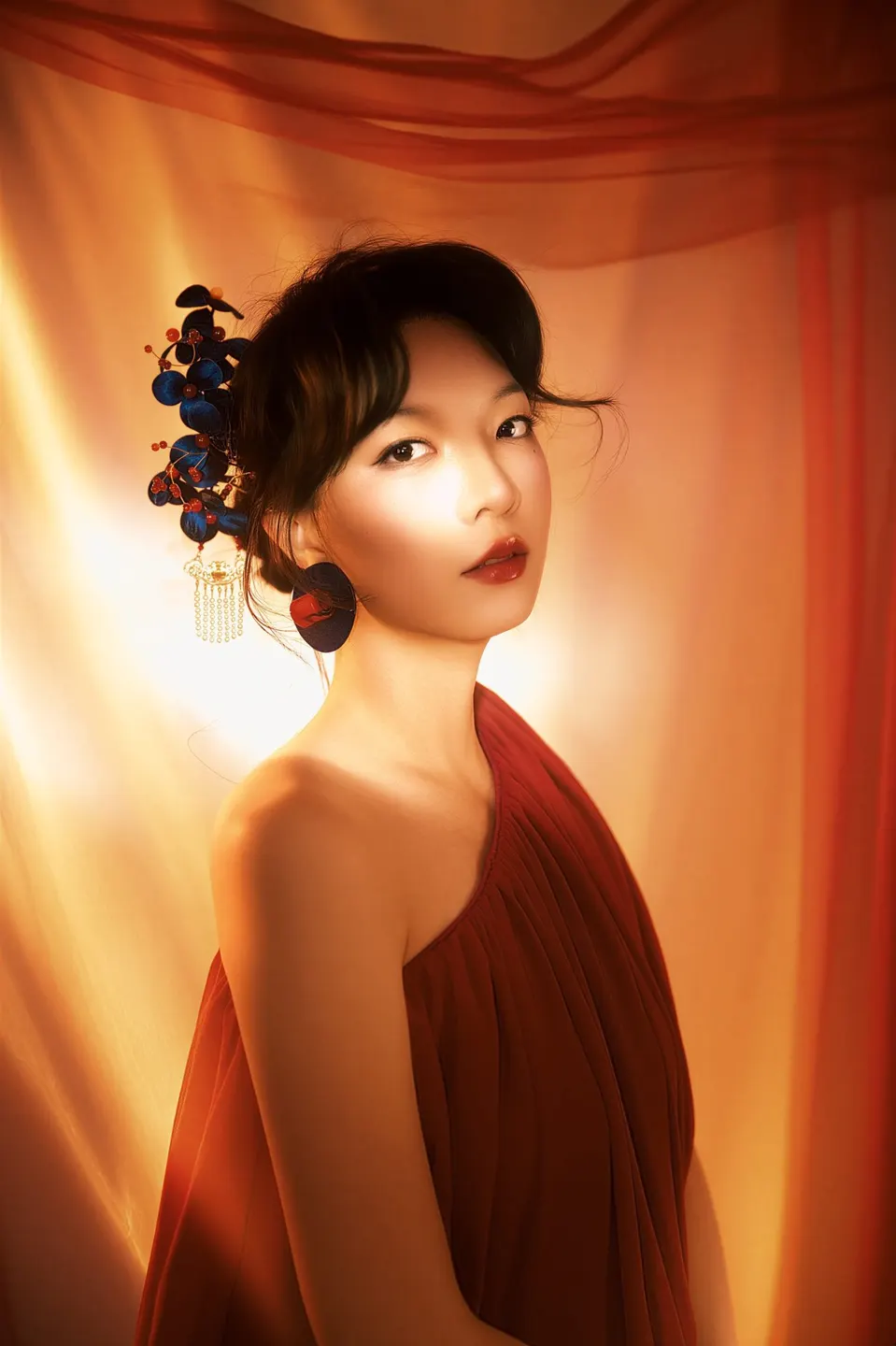 Modern Chinese style portrait, frame 3 of 32