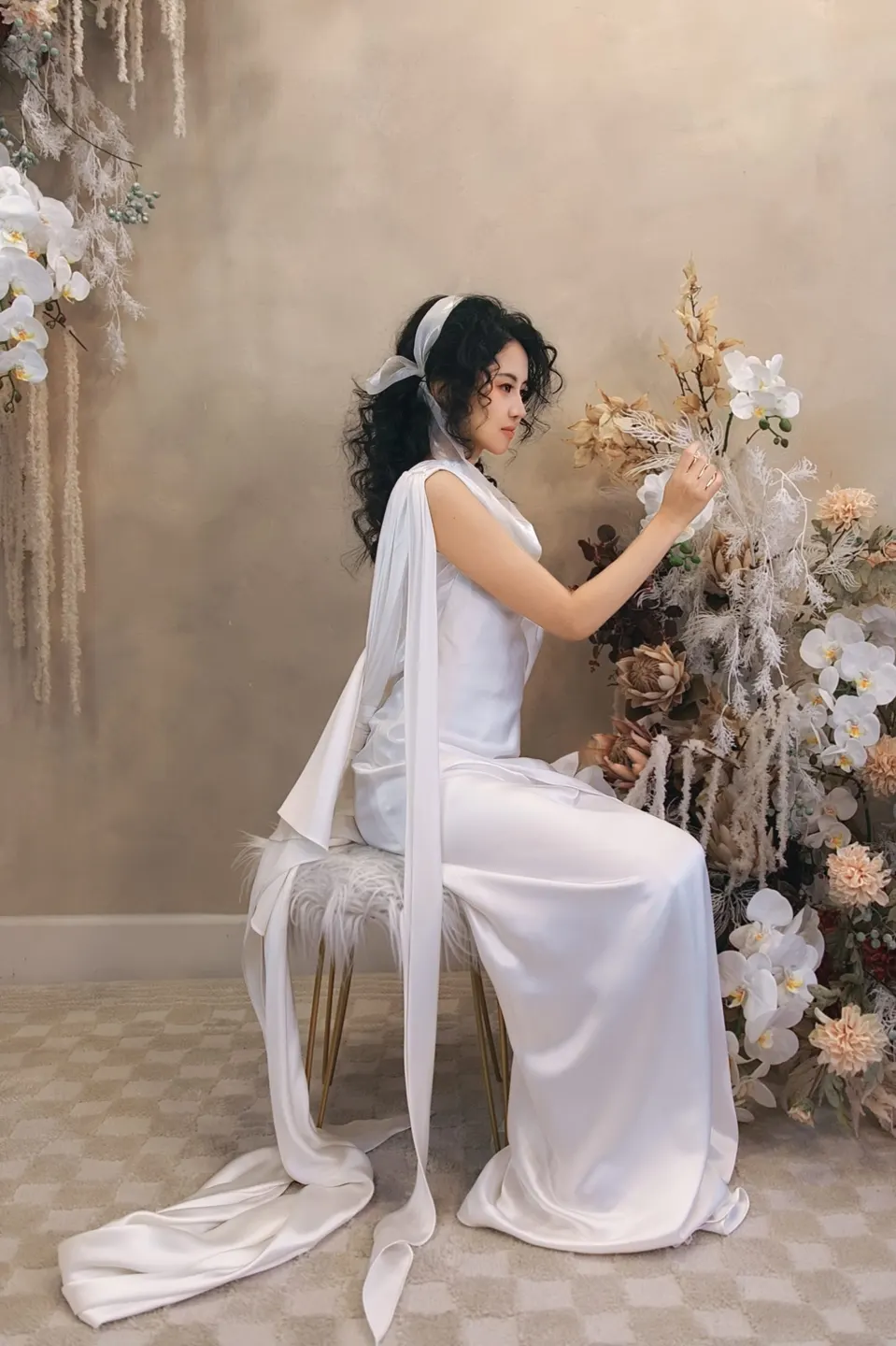 Romantic portrait with flowers, frame 5 of 20