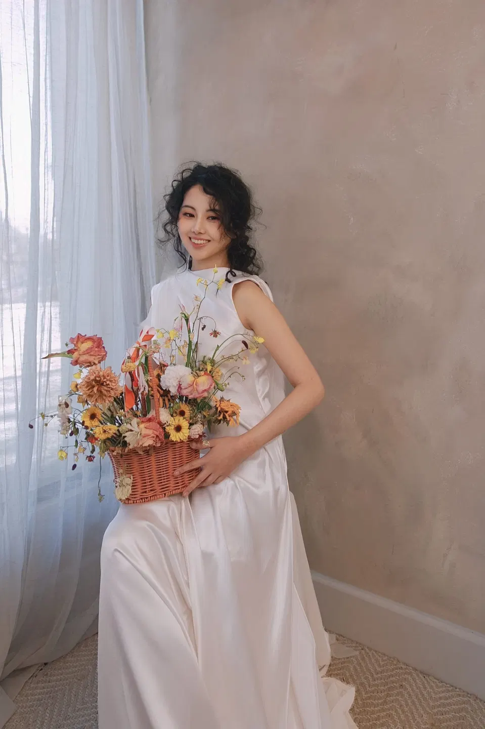 Romantic portrait with flowers, frame 8 of 20