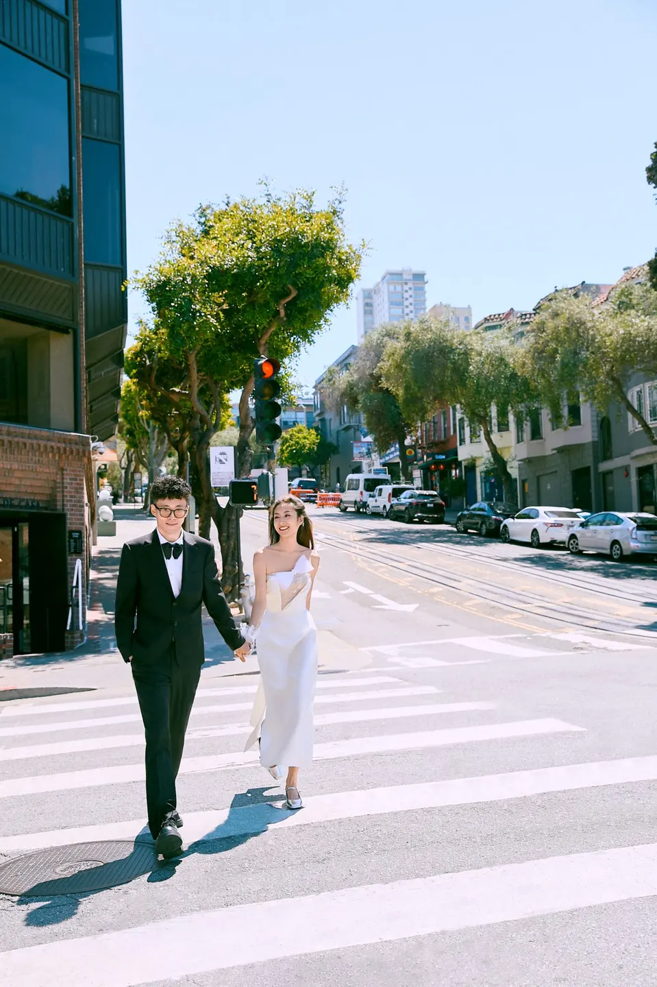 Couple on a San Francisco cable car, frame 9 of 11