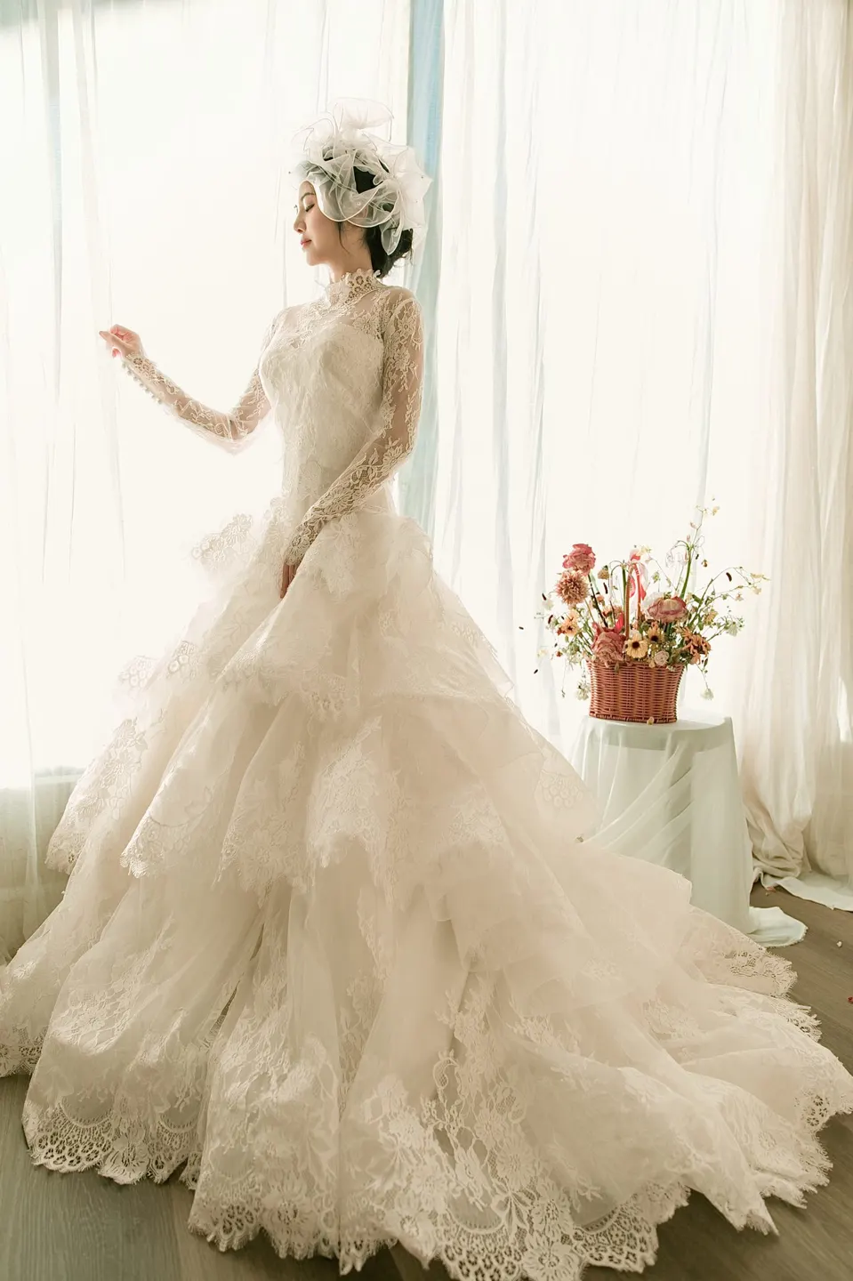 Vintage bridal portrait in a lace gown, frame 3 of 4